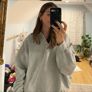 Brandy Melville collard crew neck sweatshirt